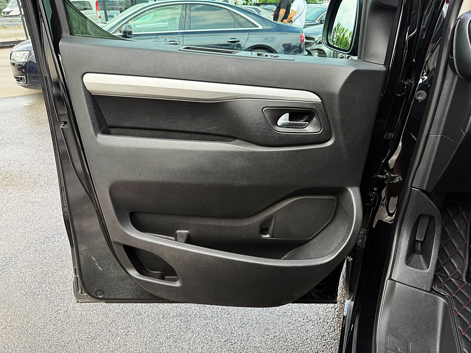 Toyota Proace DISTRONIK-ДЪЛГА БАЗА-LED-XENON-KAMERA-LUXURYUNIKAT - изображение 7