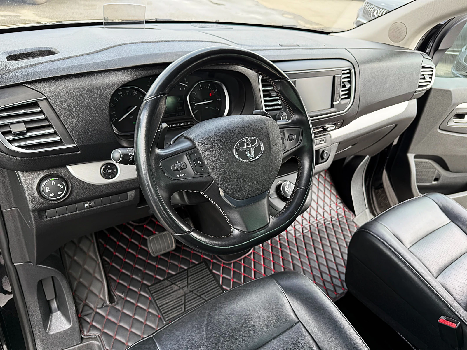 Toyota Proace DISTRONIK-ДЪЛГА БАЗА-LED-XENON-KAMERA-LUXURYUNIKAT - изображение 9