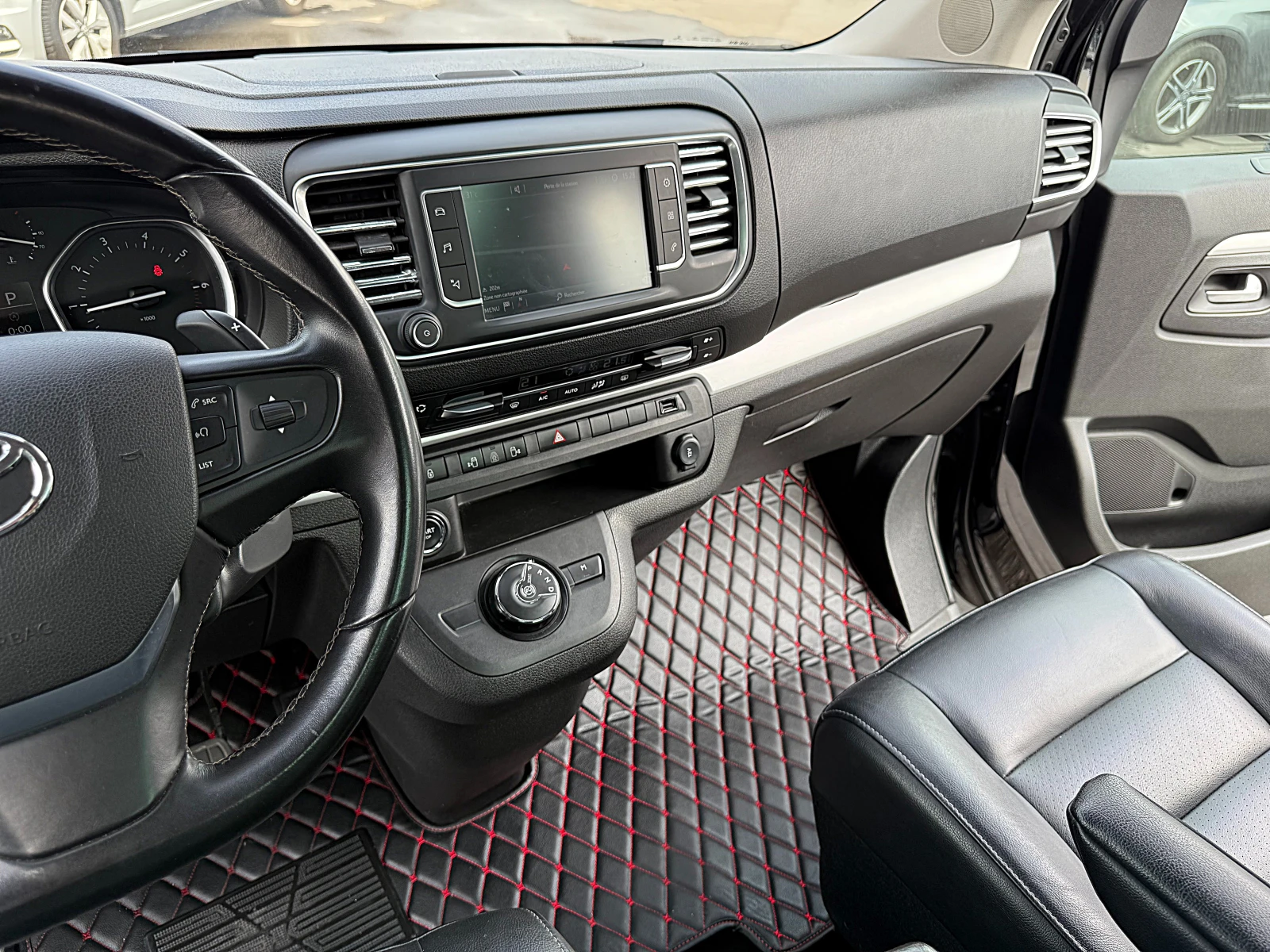 Toyota Proace DISTRONIK-ДЪЛГА БАЗА-LED-XENON-KAMERA-LUXURYUNIKAT - изображение 10