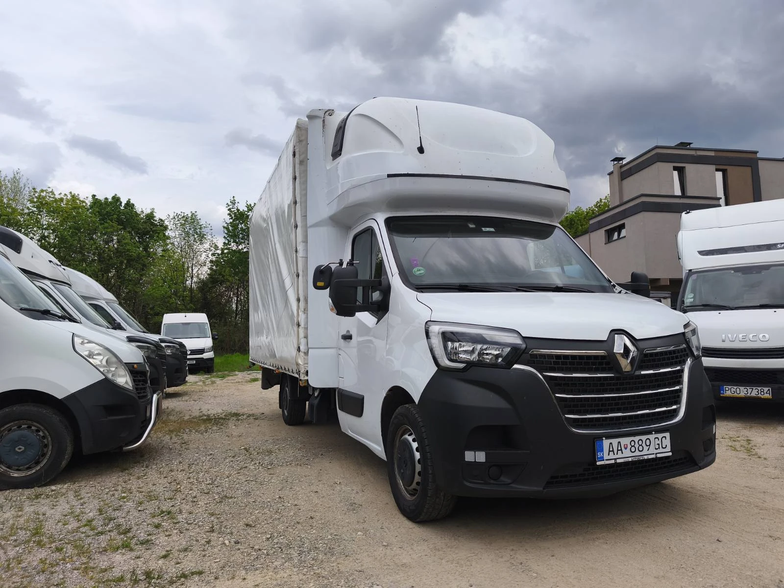 Renault Master 2023//ЛИЗИНГ//10ПАЛ, снимка 2 - Бусове и автобуси - 54359388