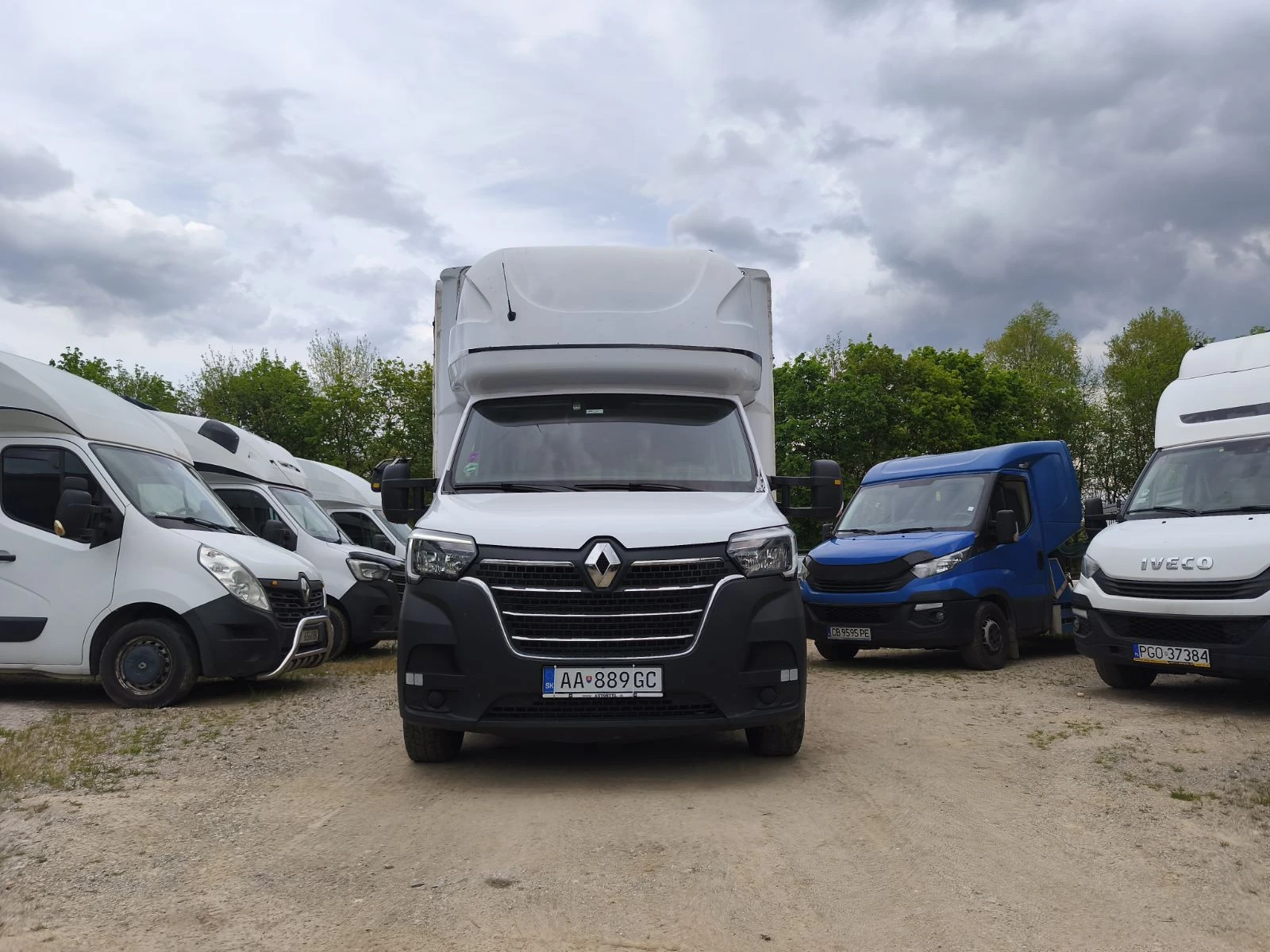 Renault Master 2023//ЛИЗИНГ//10ПАЛ, снимка 3 - Бусове и автобуси - 54359388