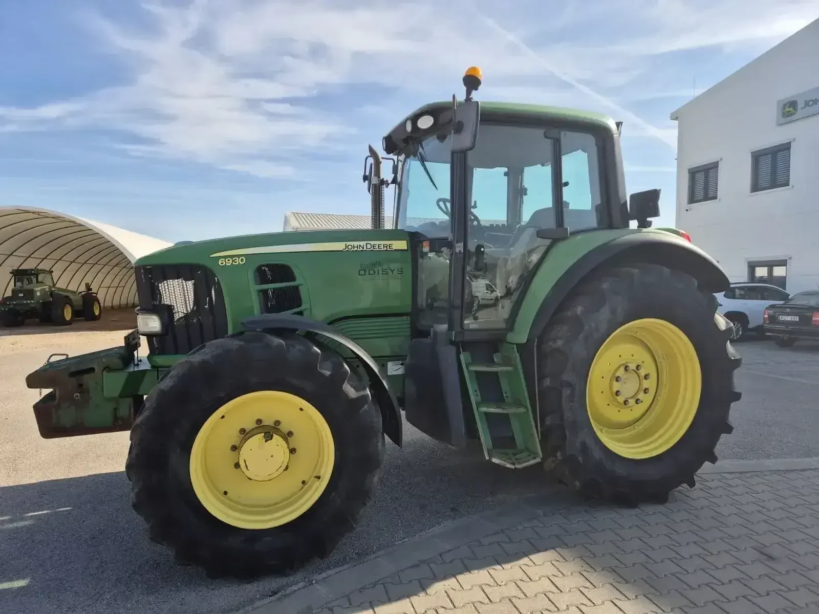 Трактор John Deere 6930, снимка 2 - Селскостопанска техника - 56313575