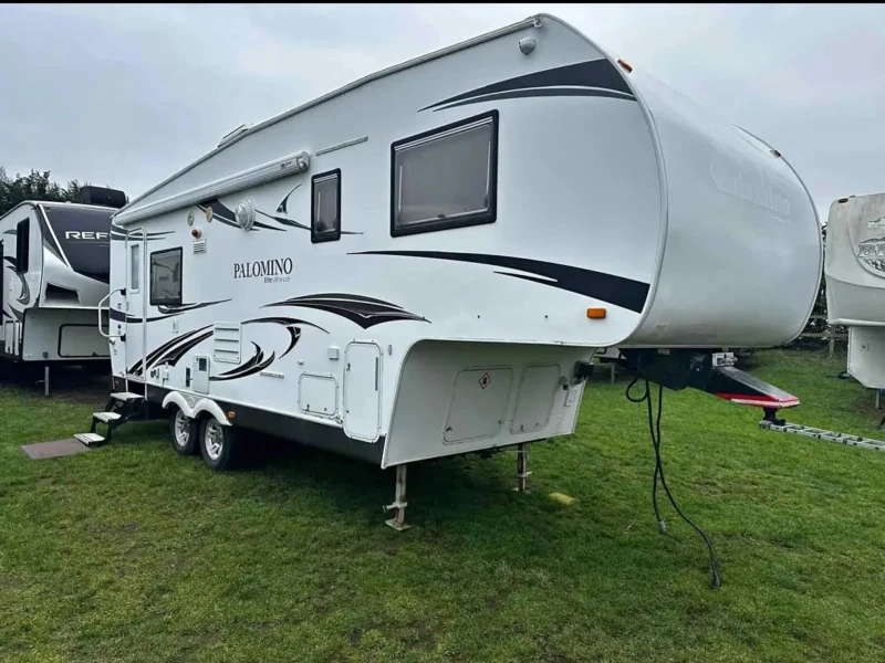 Каравана Други Американска каравана Palomino 