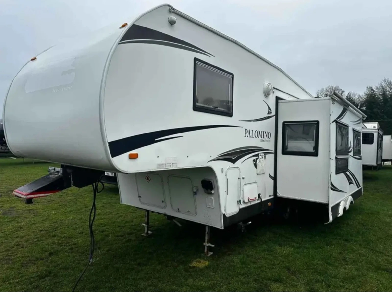 Каравана Други Американска каравана Palomino  - изображение 2