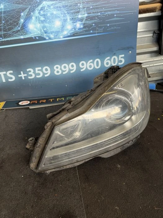 LED фар Ляв Mercedes W204 C Class Facelift Ксенон с забележка ном 1