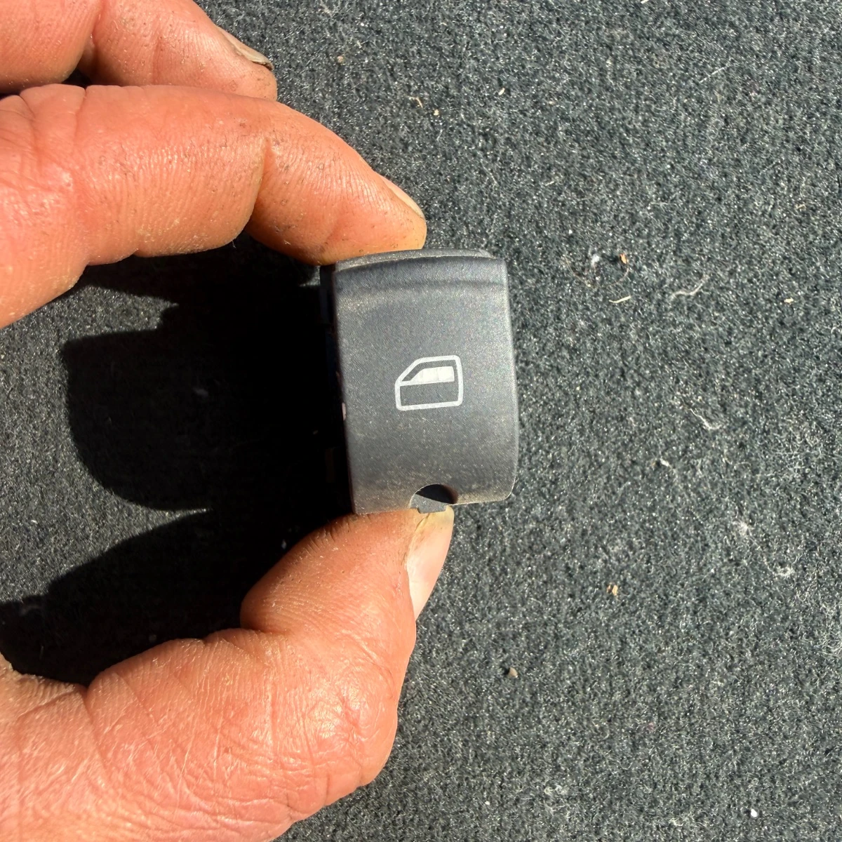 Копче прозорец предназадна врата за Audi A6A3Q7 4F0959855-2727