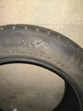 Гуми Зимни 225/55R18, снимка 8