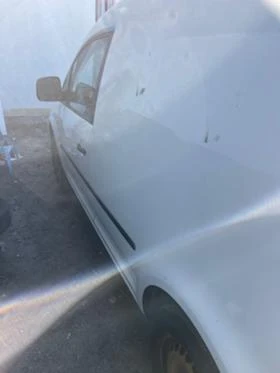 VW Caddy 2.0 ECOFUEL, снимка 3