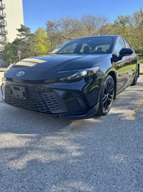 Toyota Camry Hybrid 4X4, снимка 2