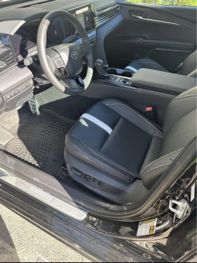 Toyota Camry Hybrid 4X4, снимка 6