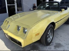Pontiac Firebird, снимка 3