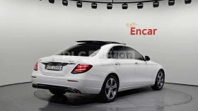 Mercedes-Benz E 300  HUD / 360 / DISTRONIC / ОБДУХВАНЕ / AMBIENT / BUR, снимка 4