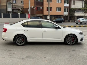 Skoda Octavia 2.0TDI VRS/Автоматик/Нави/Кожа, снимка 6