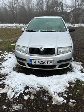 Skoda Fabia Лек, снимка 2