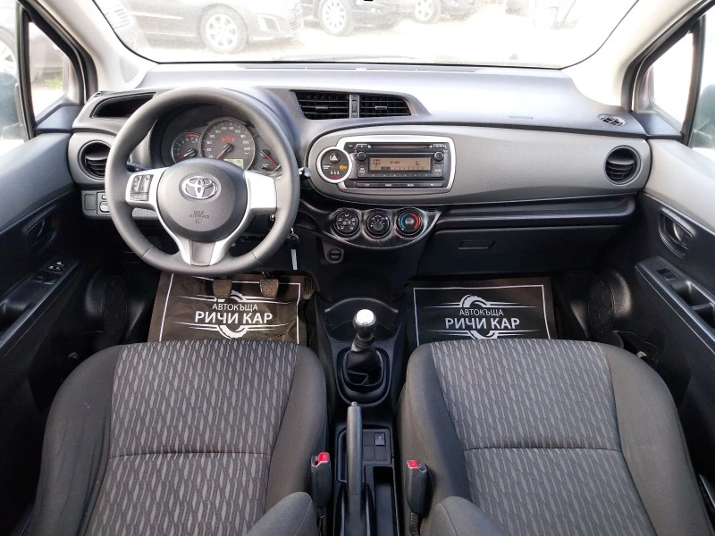 Toyota Yaris 1.0 i, снимка 10 - Автомобили и джипове - 45174937