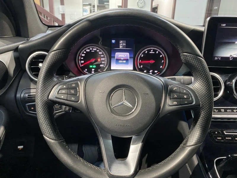 Mercedes-Benz GLC 300, снимка 10 - Автомобили и джипове - 46745969