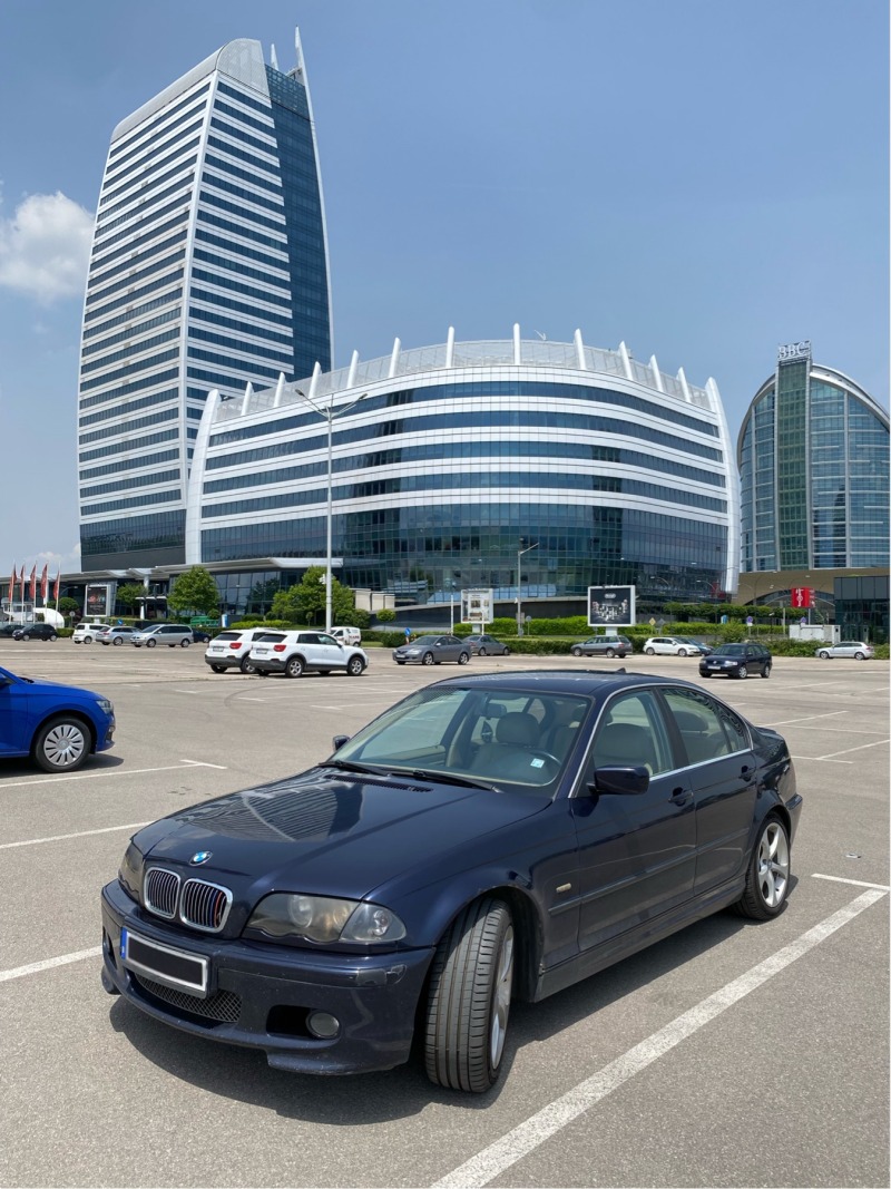 BMW 330, снимка 1 - Автомобили и джипове - 46163005
