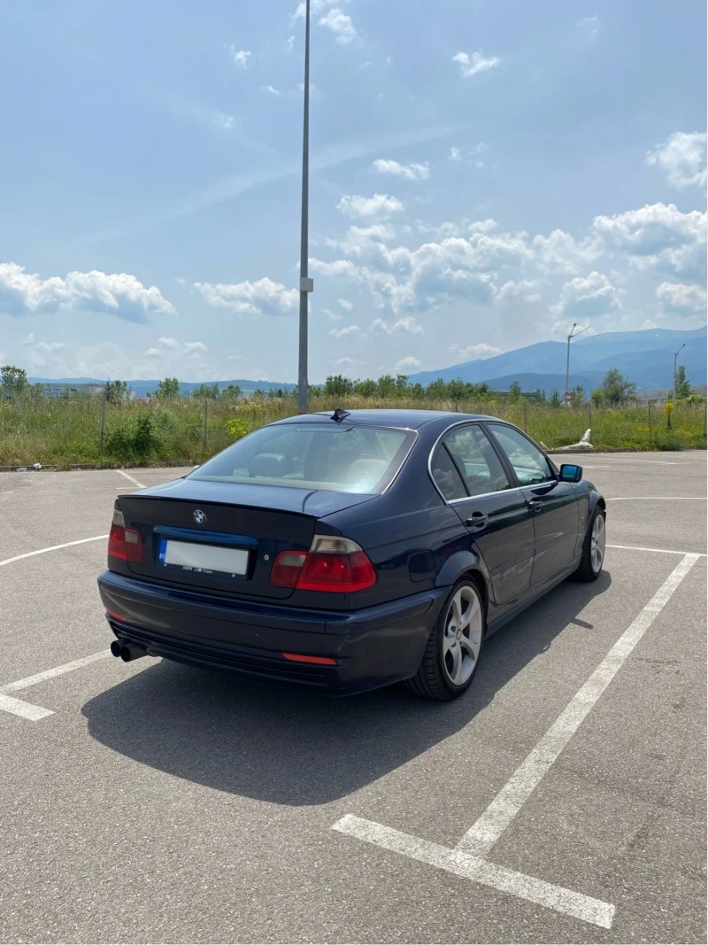 BMW 330, снимка 5 - Автомобили и джипове - 46163005