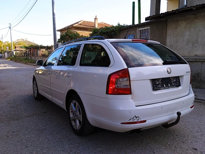 Skoda Octavia 2.0TDI АВТОМАТ+ НАВИ, снимка 4 - Автомобили и джипове - 47582126