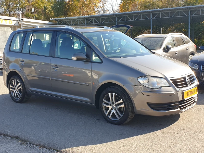 VW Touran 1.9TDi* АВТОМАТИК* Klimatronik* , снимка 3 - Автомобили и джипове - 47861999