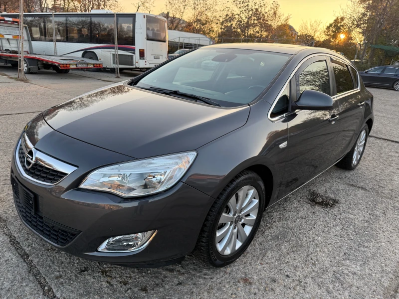 Opel Astra 1.7CDTI, снимка 1 - Автомобили и джипове - 47996829