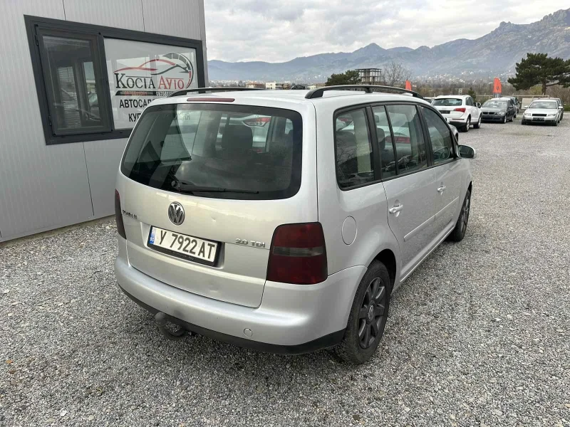 VW Touran, снимка 9 - Автомобили и джипове - 49441040