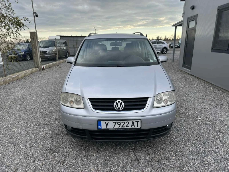 VW Touran, снимка 7 - Автомобили и джипове - 49441040