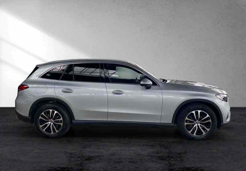 Mercedes-Benz GLC 200 4M* 360CAM* DISTR* KEYLESS* MEMORY* , снимка 3 - Автомобили и джипове - 51994049