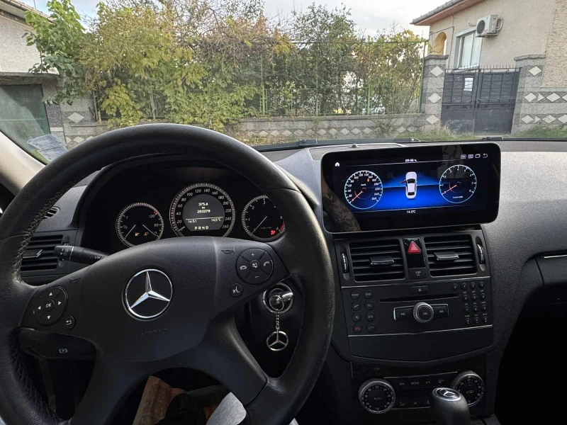 Mercedes-Benz C 220, снимка 6 - Автомобили и джипове - 52378771