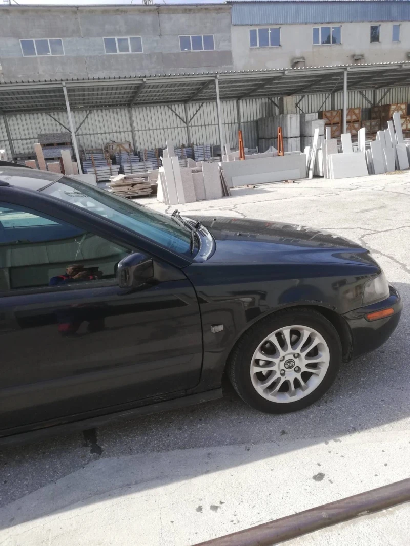 Volvo V40, снимка 4 - Автомобили и джипове - 52434552