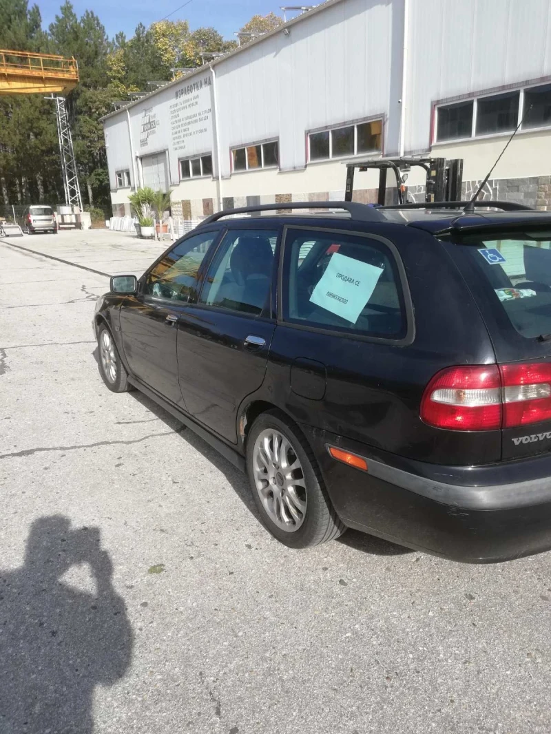 Volvo V40, снимка 7 - Автомобили и джипове - 52434552