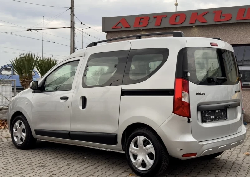 Dacia Dokker 1.6i / Климатик, снимка 4 - Автомобили и джипове - 52550380