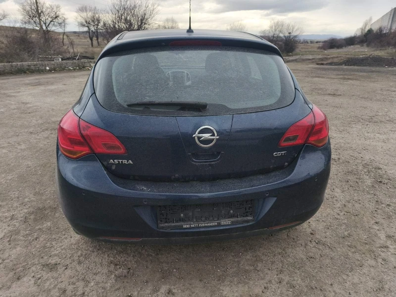 Opel Astra J 1.7 110, снимка 6 - Автомобили и джипове - 52566946