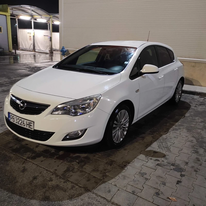 Opel Astra, снимка 6 - Автомобили и джипове - 52683172