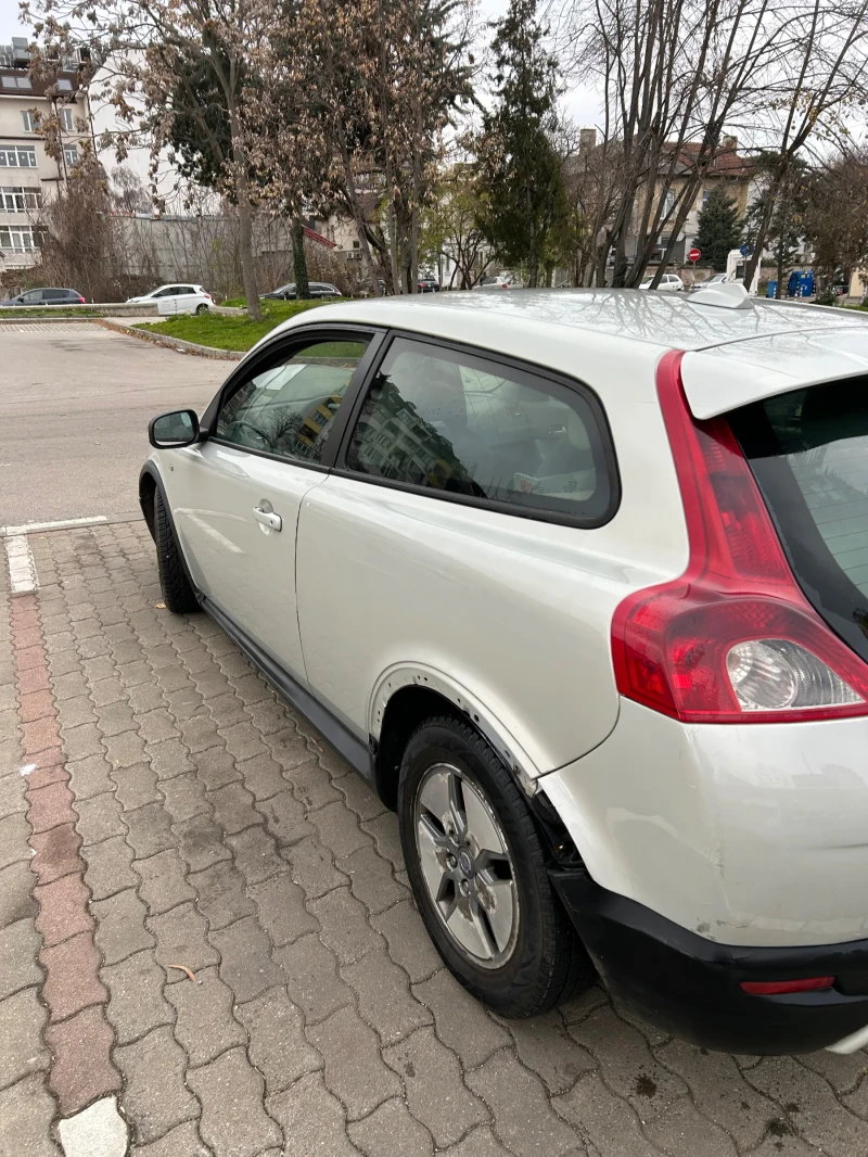 Volvo C30, снимка 9 - Автомобили и джипове - 52804792