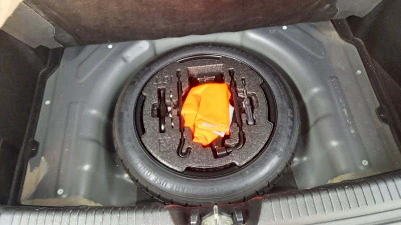 Kia Ceed, снимка 12 - Автомобили и джипове - 52966058