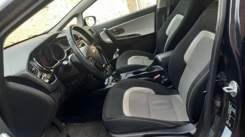 Kia Ceed, снимка 10 - Автомобили и джипове - 52966058
