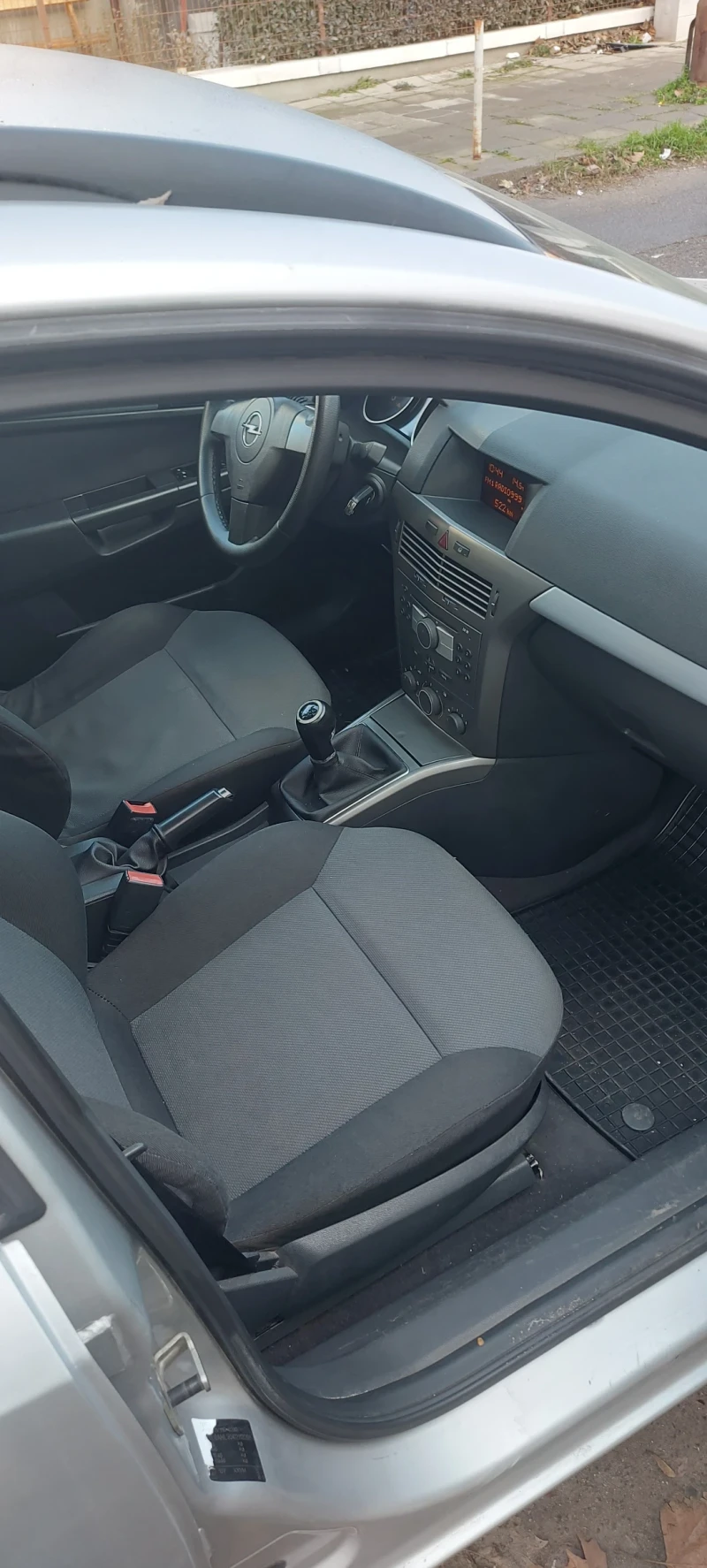 Opel Astra, снимка 5 - Автомобили и джипове - 52971396