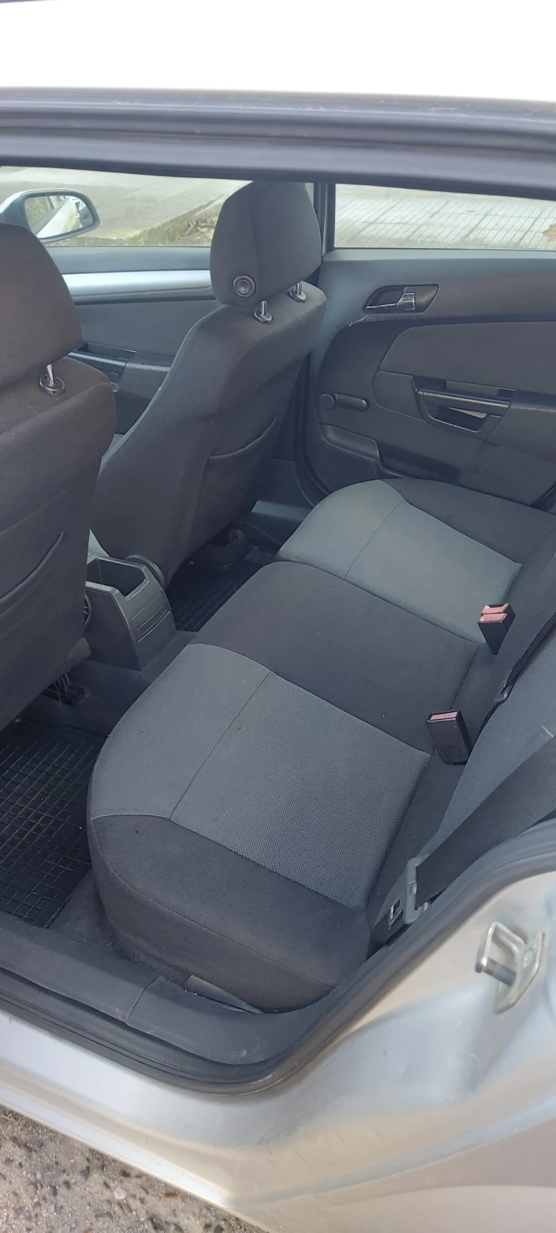 Opel Astra, снимка 4 - Автомобили и джипове - 52971396