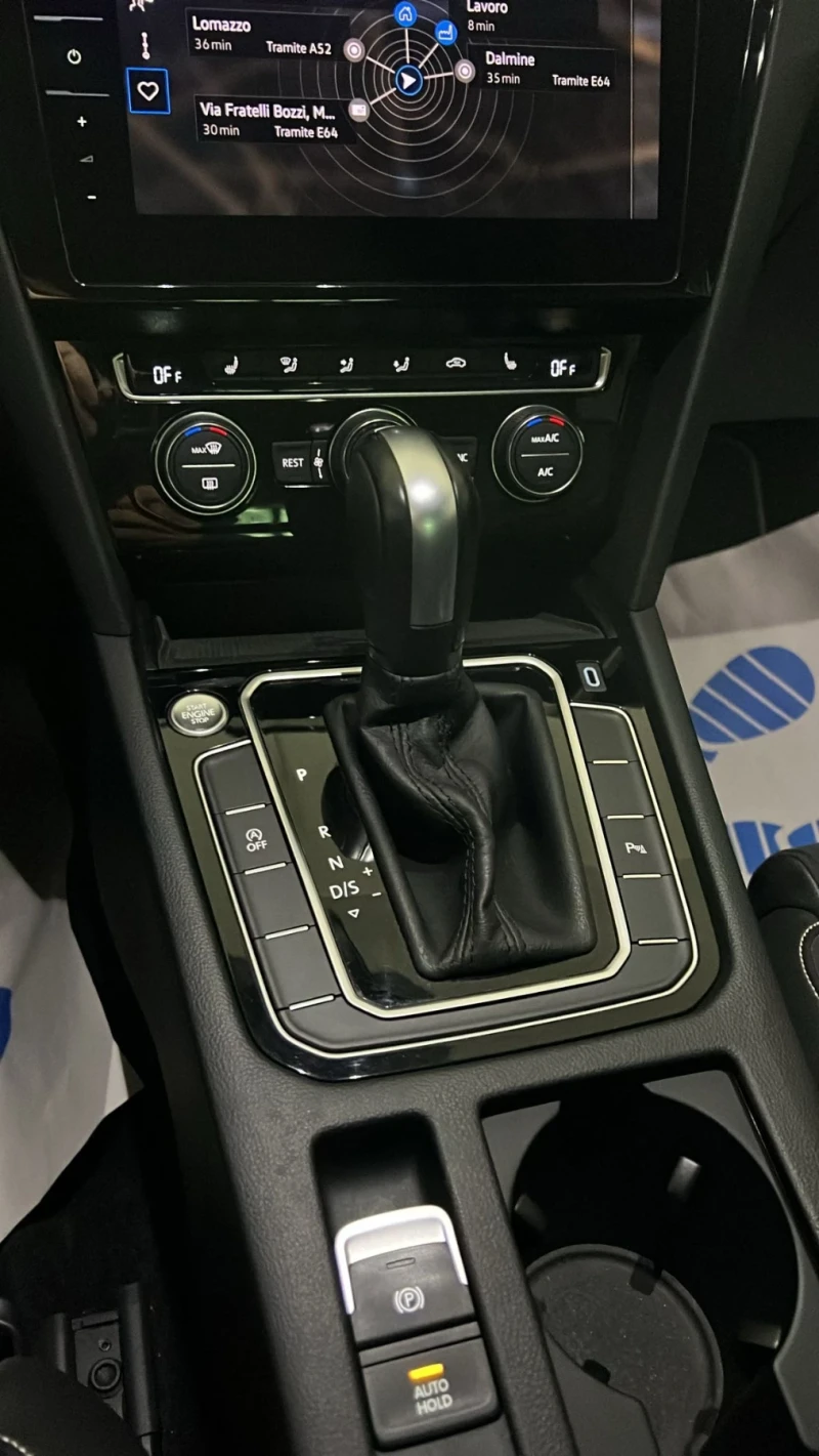 VW Passat 126800km* LED* КОЖА* ПОДГРЕВ* ДИСТРОНИК* , снимка 3 - Автомобили и джипове - 53075831