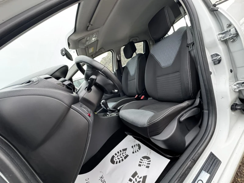 Renault Clio 1.5 dCi, 90к.с., АВТОМАТ, НАВИГАЦИЯ, ХЕЧБЕК , снимка 16 - Автомобили и джипове - 53195535