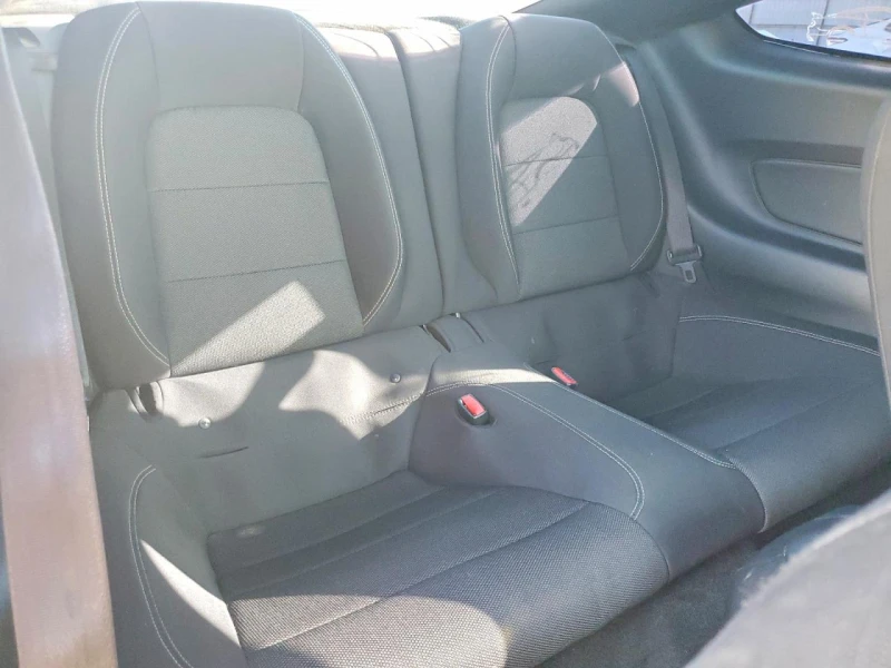 Ford Mustang, снимка 10 - Автомобили и джипове - 53600506