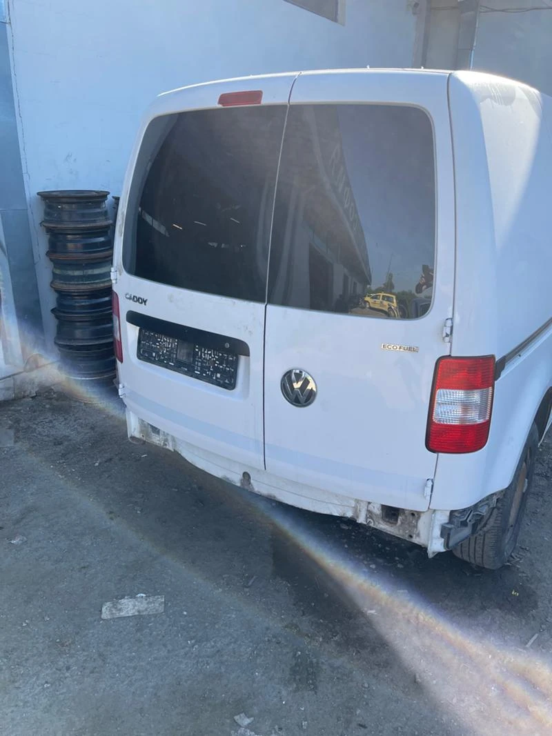 VW Caddy 2.0 ECOFUEL, снимка 4 - Автомобили и джипове - 37149227