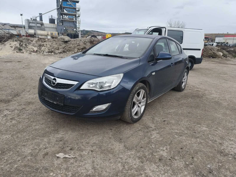 Opel Astra J 1.7 110 - 8000 лв. / 4090.34 € - 47144870 1