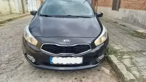 Kia Ceed, снимка 2 - Автомобили и джипове - 52966058