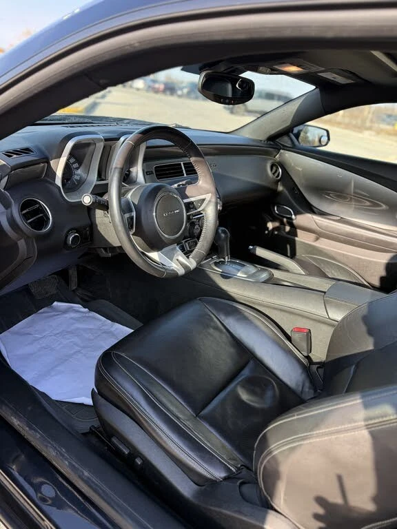 Chevrolet Camaro 2LT* Coupe* RWD* АвтоКредит* (ЦЕНА ДО БГ), снимка 8 - Автомобили и джипове - 54137354