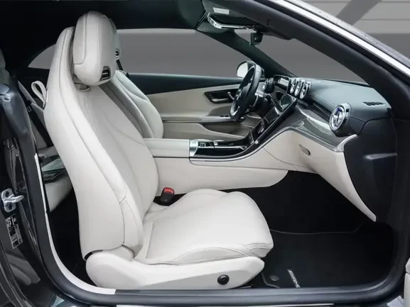 Mercedes-Benz CLE 450 4Matic Cabrio = AMG Line = Premium Гаранция, снимка 9 - Автомобили и джипове - 54710517