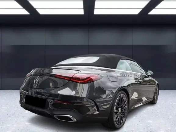 Mercedes-Benz CLE 450 4Matic Cabrio = AMG Line = Premium Гаранция, снимка 2 - Автомобили и джипове - 54710517