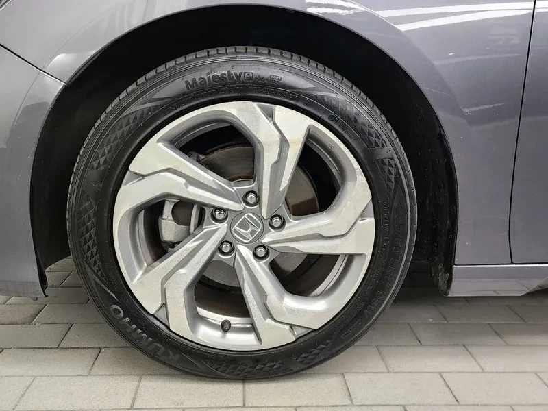 Honda Accord 10Th Gen 1.5 Turbo, снимка 5 - Автомобили и джипове - 55348609