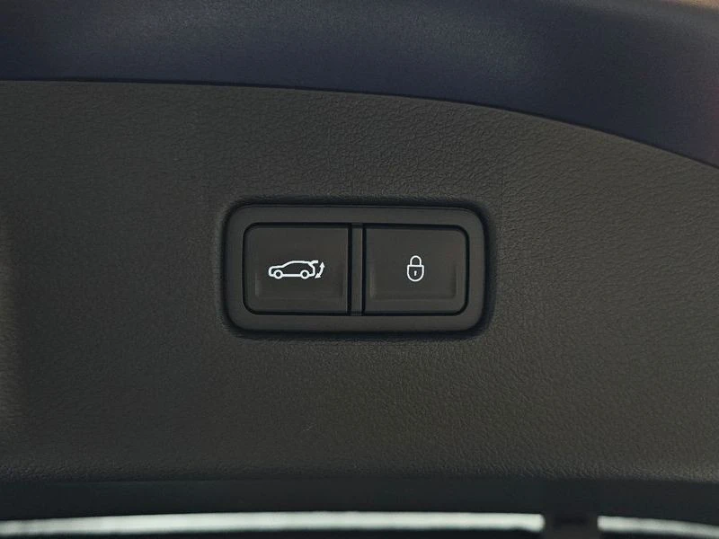 Genesis G70 2.0 Automatic, снимка 16 - Автомобили и джипове - 55598150